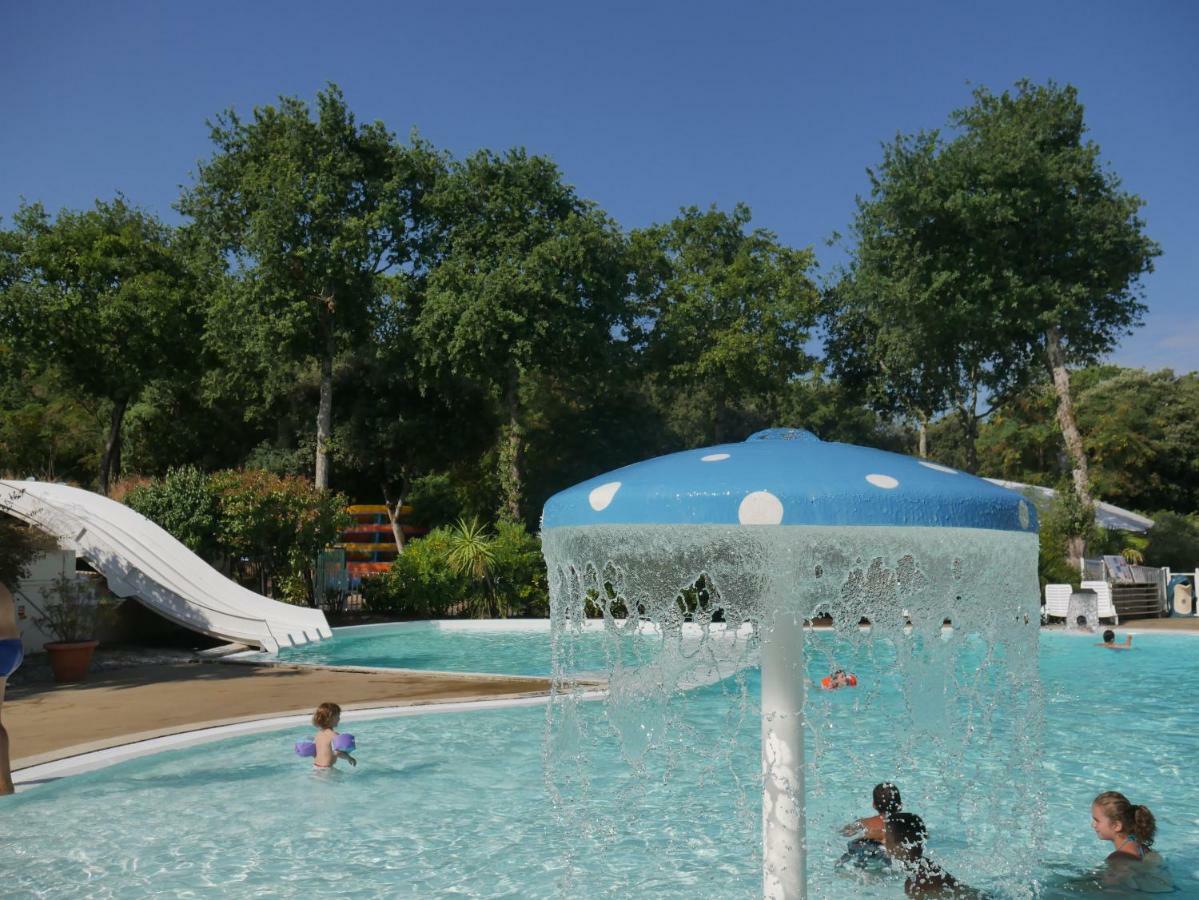 Camping Officiel Siblu Les Pierres Couchees Saint-Brevin-les-Pins Exterior foto